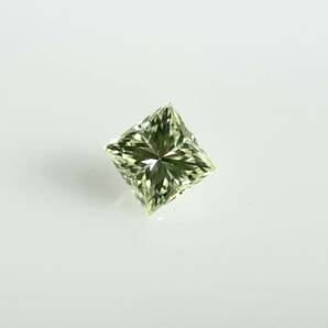 ０．１４４ct　ＦＡＮＣＹ　ＬＩＧＨＴ　ＹＥＬＬＯＷ　ＧＲＥＥＮ　ＶＳ２　プリンセスカット　イエローグリーンダイヤモンドルース