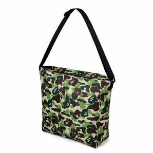 BAPE◆A BATHING APE／迷彩カモ◆ア ベイシング エイプ◆ビッグショルダーバッグ◆CAMO／カモ／付録ノベルティの画像1