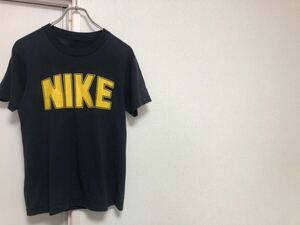 【送料無料】70sヴィンテージMADE IN USAアメリカ製NIKEナイキ黒ブラックかまぼこプリントTシャツ サイズM程度日焼けあり