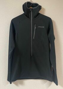 美品　patagonia パタゴニア R1フーディ　プルオーバー 　メンズS ハーフジップ フリース