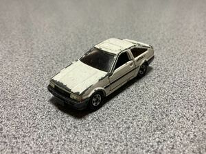 トミカ　頭文字D トヨタ レビン AE85 コミックトミカ公道最速伝説　イニシャルD ジャンク品