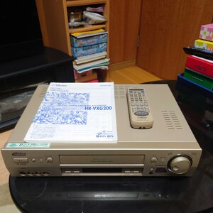 ビクター スーパーVHS(S-VHS) ビデオカセットレコーダー HR−VXG200 リモコン、取扱説明書付き