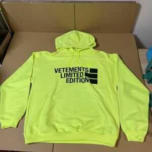 VETEMENTS LIMITED EDITION パーカー イエロー