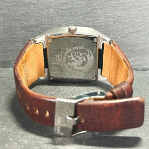 DIESEL ディーゼル DZ-5215 腕時計 クオーツ アナログ 3針 デイデイトカレンダー ピンク文字盤 ステンレススチール レザーベルト ブラウンの画像6