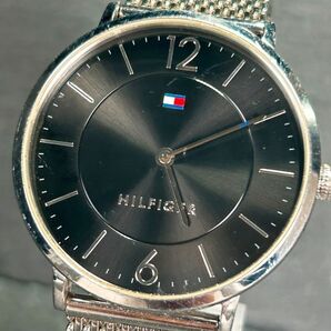Tommy Hilfiger トミーヒルフィガー1710355 腕時計 クオーツ アナログ シルバー ブラック文字盤 ステンレススチール メンズ 新品電池交換済の画像2