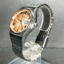 1979年製 SEIKO セイコー TIPEⅡ 4316-8000 腕時計 クオーツ アナログ デイデイトカレンダー 亀戸製 ステンレススチール 新品電池交換済み_画像5