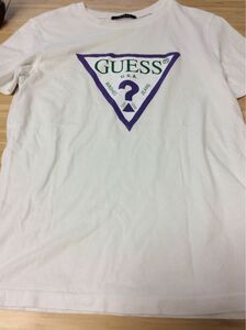 ゲスGUESS Tシャツ　Mサイズ！