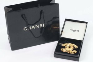 CHANEL Chanel brooch matelasse here Mark Gold color accessory small articles Vintage 4857-B