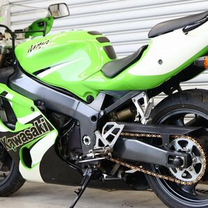 ZX-7R/SBKホモロゲーションモデル/逆車/アクラポビッチレーシングライン/キャブオーバーホール済/修復歴なし/ローンOK/ZX750P/ZX7Rの画像6