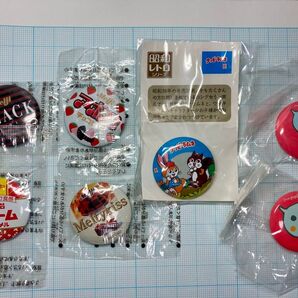 お菓子バッジセット 明治 BLACK アポロ クリームキャラメル Meltykiss クッピーラムネ Qoo 7点セット