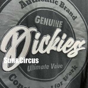 メンズ大きいサイズ6L Dickies サークルロゴ 半袖Tシャツ グレーの画像4