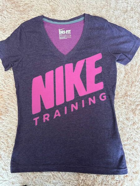 NIKE ★Tシャツ