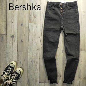 ☆Bershka ベルシュカ☆ストレッチ クラッシュ加工 ブラック スキニー デニム パンツ レディース W26 S931