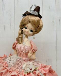 Showa Retro в то время * Retro Pose Doll * Розовое платье * На пьедестале есть штамп * Кукла персонажа * 50 см * Античная коллекция