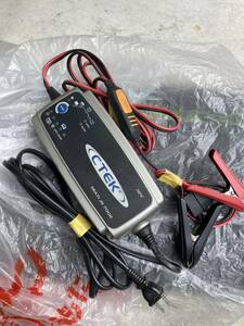 CTEK battery charger si- Tec battery charger top model 