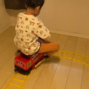 ディズニー 乗用玩具 きかんしゃ レールと乗れる電車セット ミッキー ミニー レア 年代物 乗るおもちゃ 手動 楽しい 幼児 コレクター 25の画像3