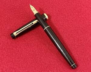 ☆W) 万年筆 パイロット PILOT CUSTOM GRANDEE ペン先 14K-585 SF ブラック ゴールドカラー 筆記用具 ★