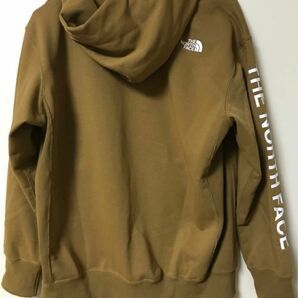 The North Face パーカー