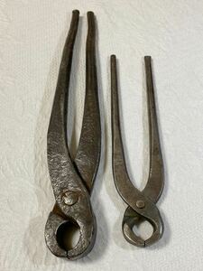 . cut .2 point tongs old tool total length approximately 210mm/ approximately 153mm.... Kanakiri . carpenter's tool old tool 