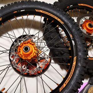 KTM EXC 300 TPI 2023年 エルズベルグ純正ホイール  備品おまけ付きの画像6