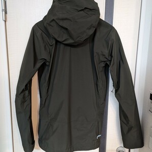 美品 Rab（ラブ） Meridian Jacket JPNM ARMY Gore-Tex Paclite Plus GORE-TEX マウンテンパーカーの画像4