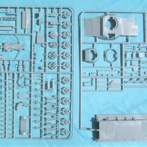 マケット社 MQ-3508 1/35 PzKpfw 1 Ausf B バイソンの画像3