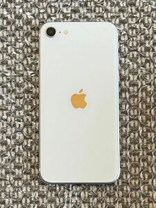 【即日発送】【美品】iPhone SE 第2世代 SE2 ホワイト　白　64GB SIMフリー　バッテリー最大容量83%