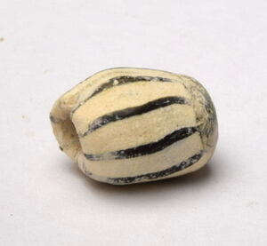  last day is 21 hour from #6~9 century about old fee glass beads *afgani Stan . earth white . color line sphere 