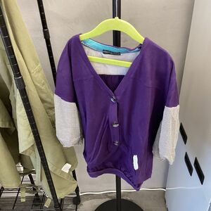 zuppa di zucca ズッパディズッカ　子供服　カーディガン　パフスリーフ　１４０サイズ　パープル