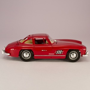 イタリア ブラーゴ（BURAGO） メルセデス ベンツ MERCEDES BENZ 300SL（紙箱なし）