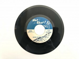 HOT SHOT ALL STAR / GUNS IN THE GHETTO / 7インチ / WOMAN OF THE GHETTO RIDDIM