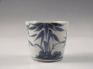 *.* old Imari blue and white ceramics . writing soba sake cup flawless completion goods Edo period 37kw148