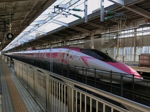 ☆[98-12]鉄道写真:JR 500系ハローキティ新幹線☆KGサイズ