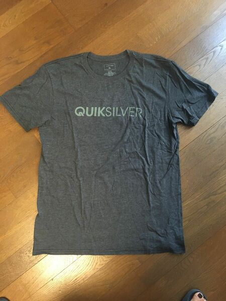 クイックシルバーQuiksilverTシャツ Lサイズ 