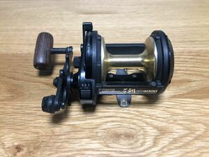 a SHIMANO◆シマノ 石鯛 リール TITANOS Speed Master 石鯛 GT4000◆