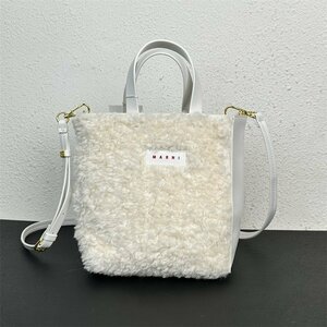 MARNI マルニ シアリング ハンドバッグ ホワイト ショルダーバッグ 2way 鞄 カジュアル 通勤鞄