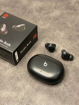 Beats Studio Buds - True Wireless Noise ワイヤレスノイズキャンセリングイヤフォン 黒 並行輸入品_画像1