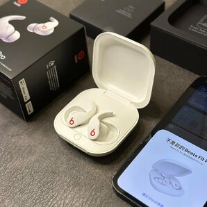 Beats Fit Pro - True Wireless Noise ワイヤレスノイズキャンセリングイヤフォン ホワイト 並行輸入品の画像5