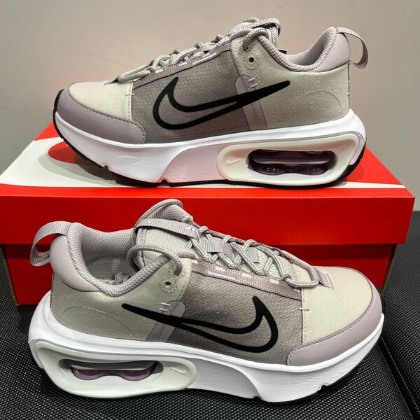 NIKE W AIR MAX INTRLK 24cm