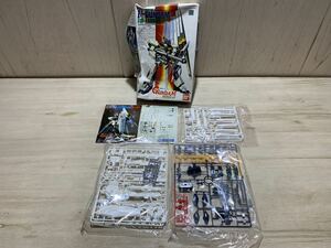 未使用・未組立　1/144　RX-93　νガンダム　機動戦士ガンダム　逆襲のシャア　ガンプラ　プラモデル