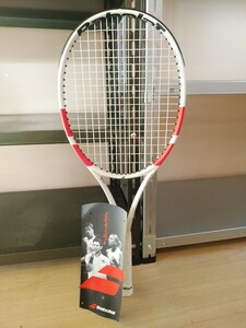 新品同様！BabolaT PURE STRIKE TEAM 硬式用テニスラケットバボラ