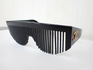  rare CHANEL Chanel comb . hair comb design here Mark Gold metal fittings plastic sunglasses a