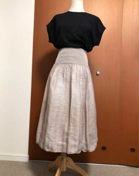 美品　ヒロココシノ　シャイニーカラー　チュール2枚仕立てバルーンスカート