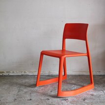 ■ ヴィトラ Vitra ティプトン Tipton チェア スタッキングチェア チルト機能 ロッキングチェア ポピーレッド_画像1