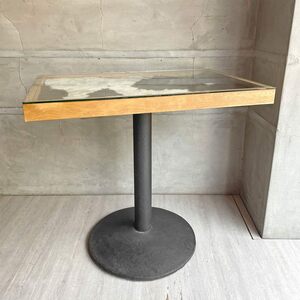 ♪ ディスプレイ カフェテーブル ハラコマット付 ガラス天板 × アイアンベース 造作家具