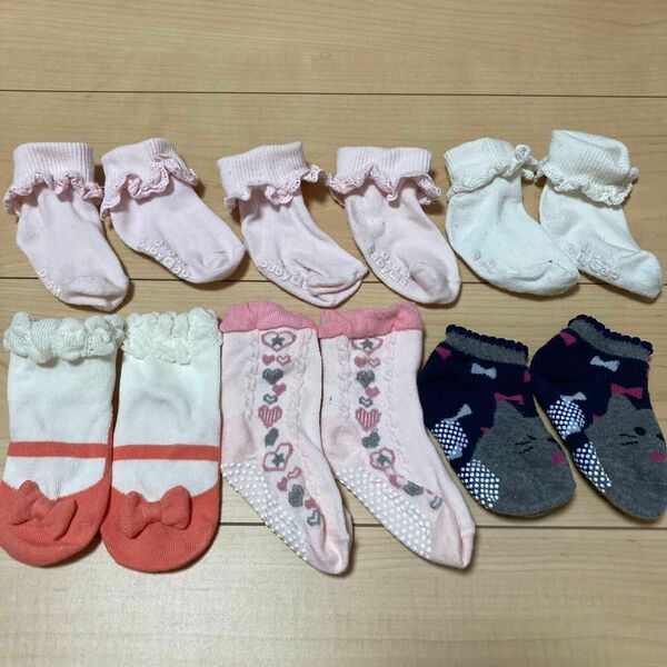 GAP Baby 靴下　3足　フリル　リボン　0-6months アンパサンド　新品　その他全6足