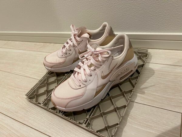 W NIKE AIR MAX EXCEE 24cm 厚底スニーカー　