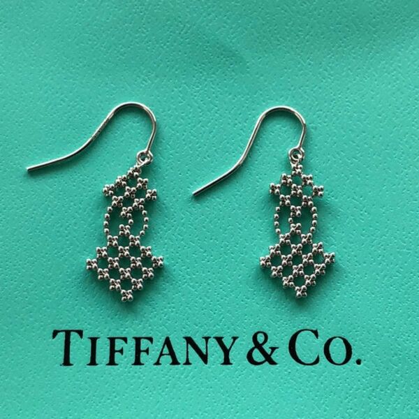 Tiffany&Co ★18KWG ★ピアス★フリンジ メッシュ スクエア カットボール