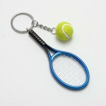ミニチュア・テニスボールとラケットのキーホルダー　３点セット_画像2