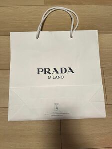 PRADA ショッパー